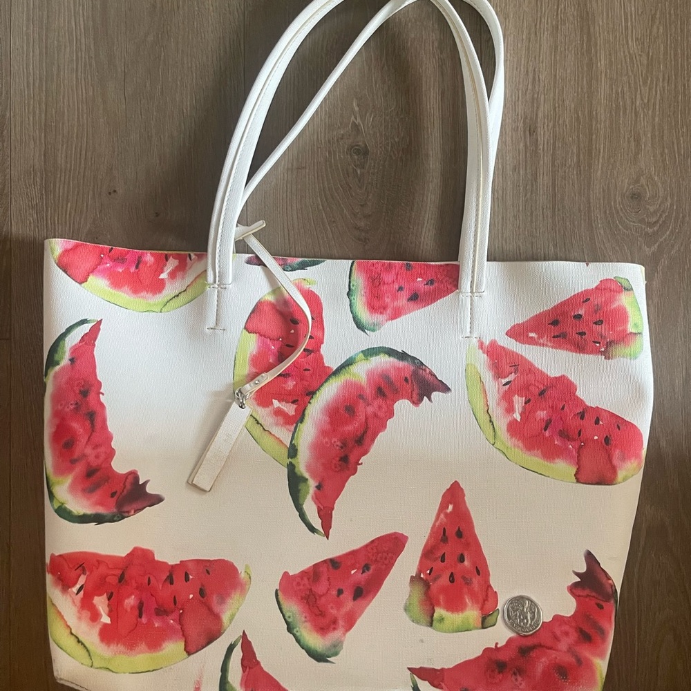 VINCE CAMUTO WATERMELON TOTE